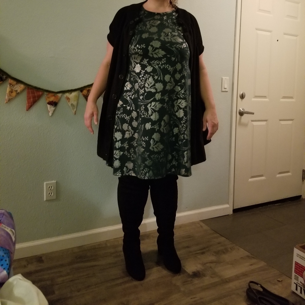 Knee high wide leg black boots
